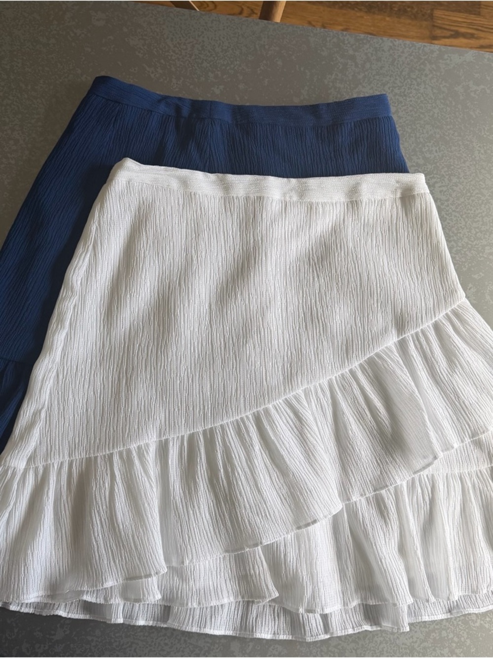 Banana Republic White and Navy Asymmetrical Tiered Ruffle Skirt crepe TWO SKIRTS